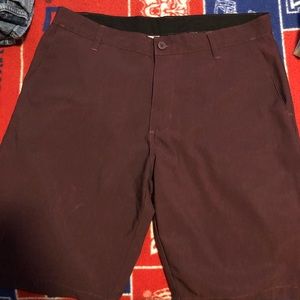 Maroon hybrid lulu lemon shorts